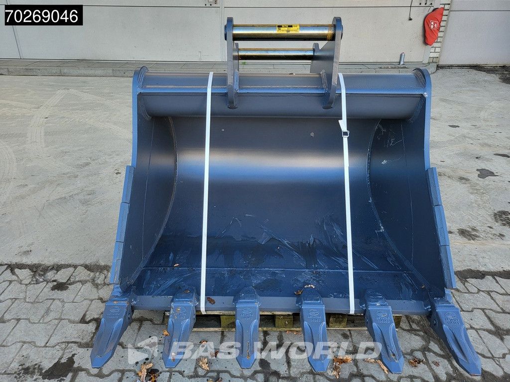 Strickland S70 1.2 M3 - 1.5M WIDE