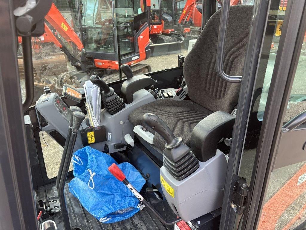 KUBOTA KX019-4