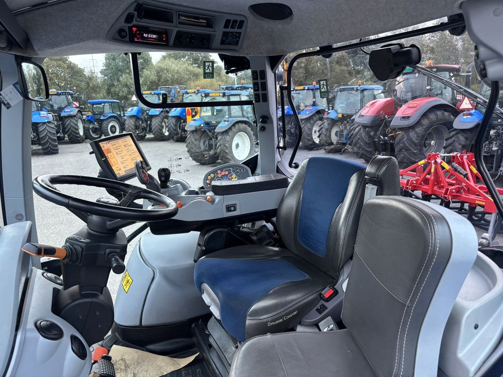 NEW HOLLAND T7.230 AC