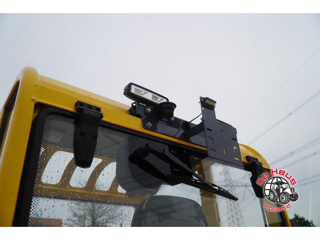 Eurotrac W12 CMF stage V