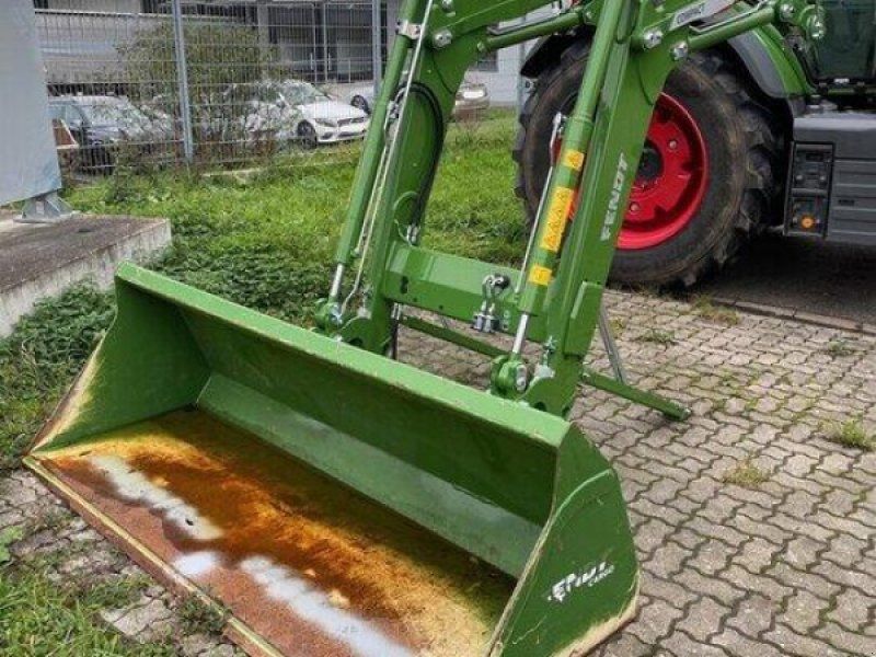 Fendt Cargo 4X75 Compact