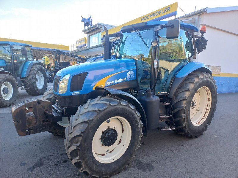 New Holland TS115A Delta