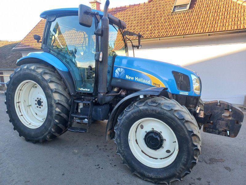 New Holland TS115A Delta