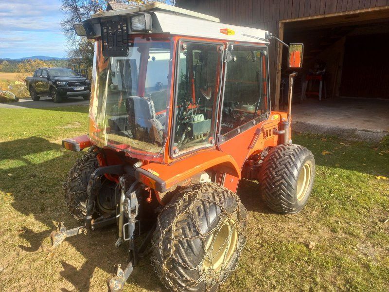 Antonio Carraro Tigrone 8008