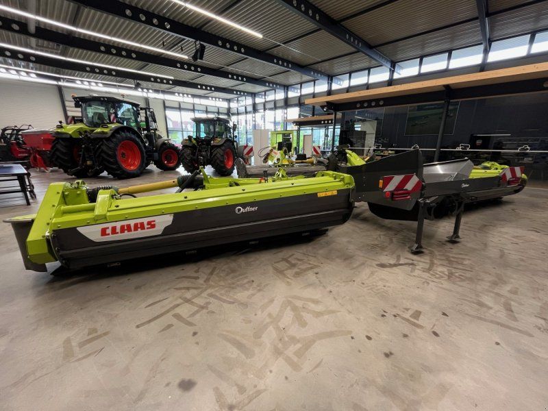 Claas Disco 9300 Direct Swather