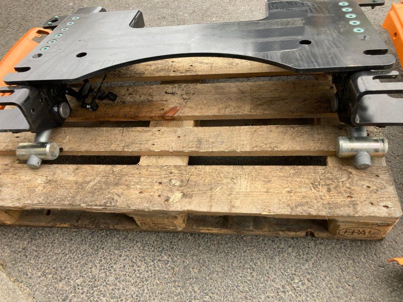 MAN zum TGM 18.320 Schneepflug Anbauplatte Kommunalplatte Frontplatt