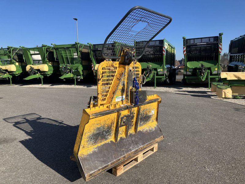 Uniforest 80 EH mit Funkfernsteuerung