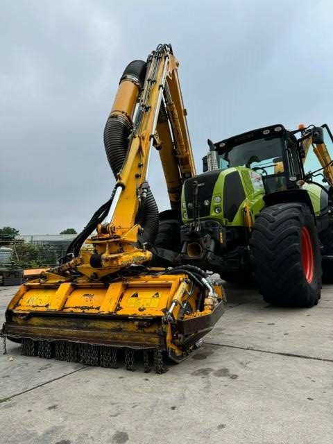 CLAAS Claas 820 + Herder MBKA513LS maaiarm