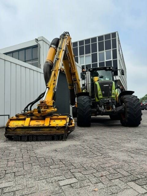 CLAAS Claas 820 + Herder MBKA513LS maaiarm