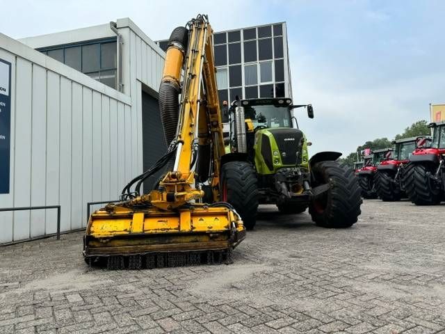 CLAAS Claas 820 + Herder MBKA513LS maaiarm