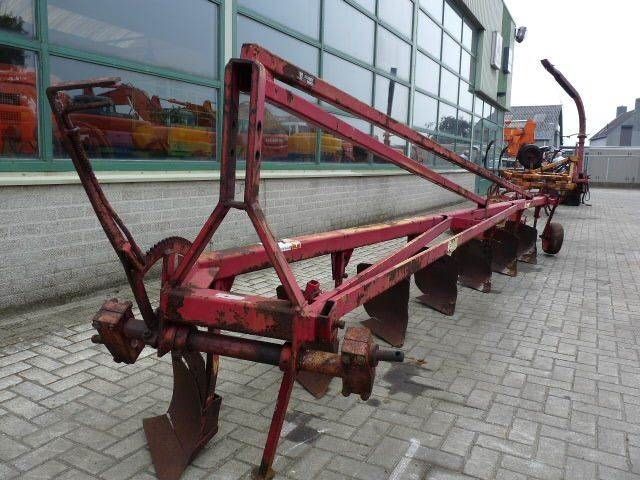 Ploeger met 7 schaar