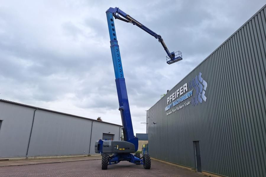 Genie Z135/70 Diesel, 4x4x4 Drive, 43m Lifting Height, 2