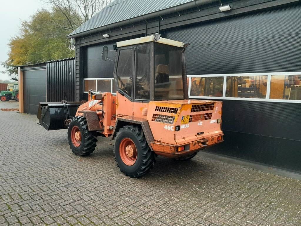 Atlas AR 46 C shovel met puinbak dichte bak en vorken