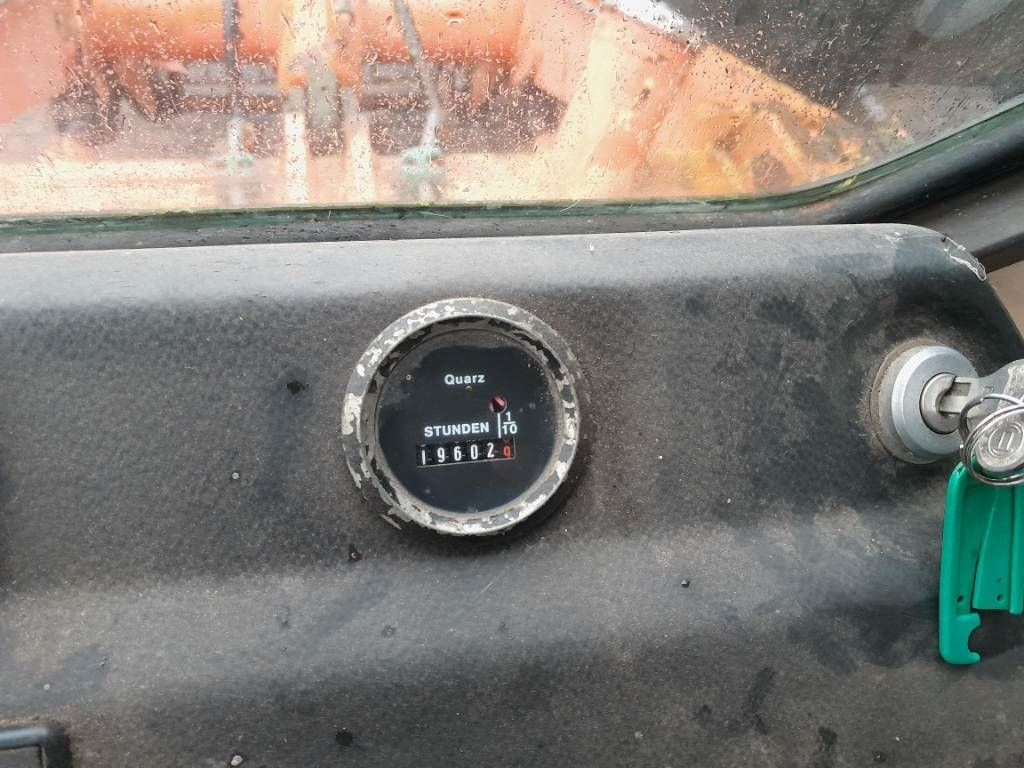 Atlas AR 46 C shovel met puinbak dichte bak en vorken