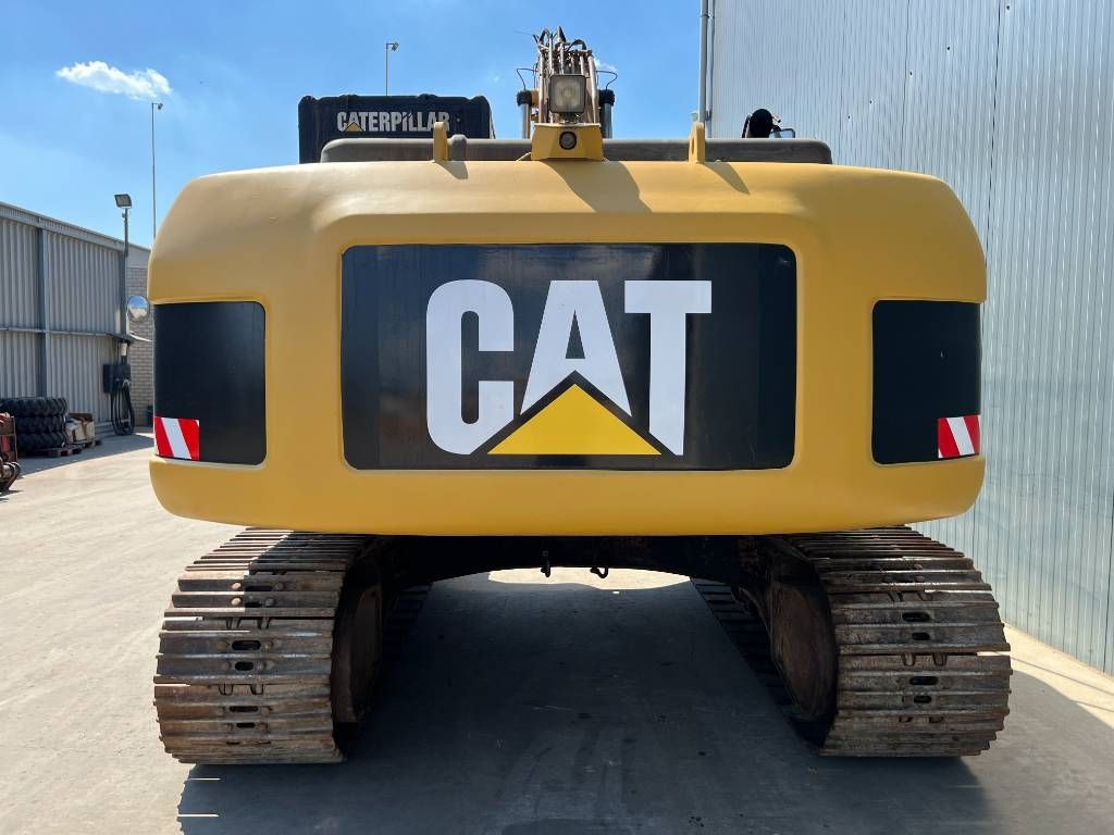 CAT 320D L