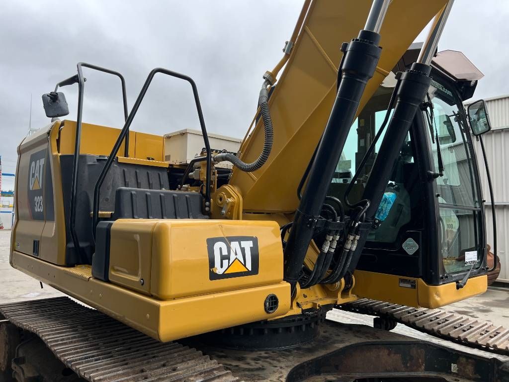 CAT 323 07A