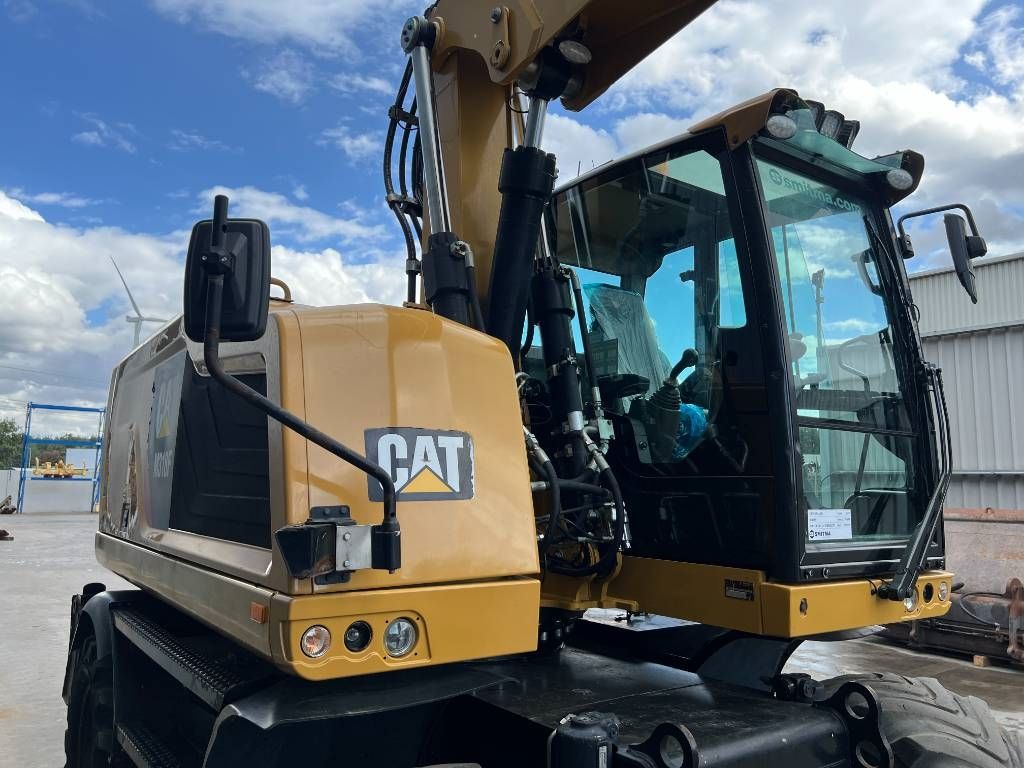 CAT M318F