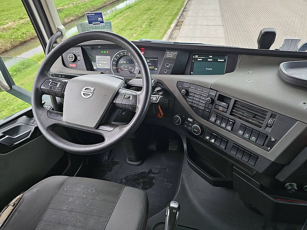 VOLVO FH 500 6x2 steered pto+hydr