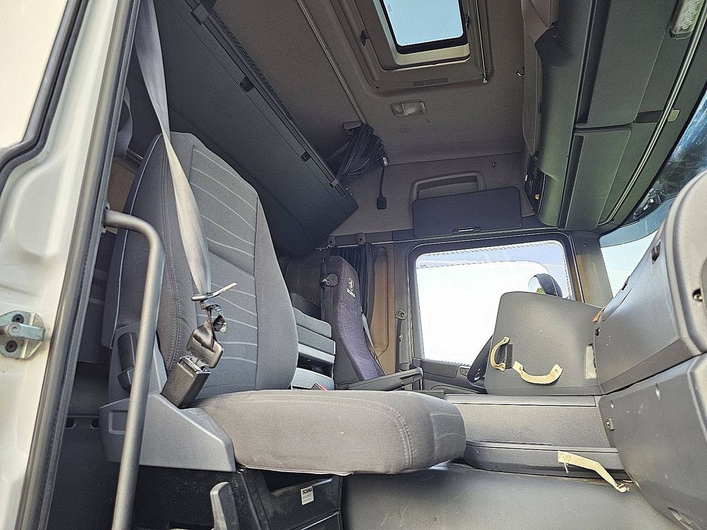 SCANIA G450 highline,6x4