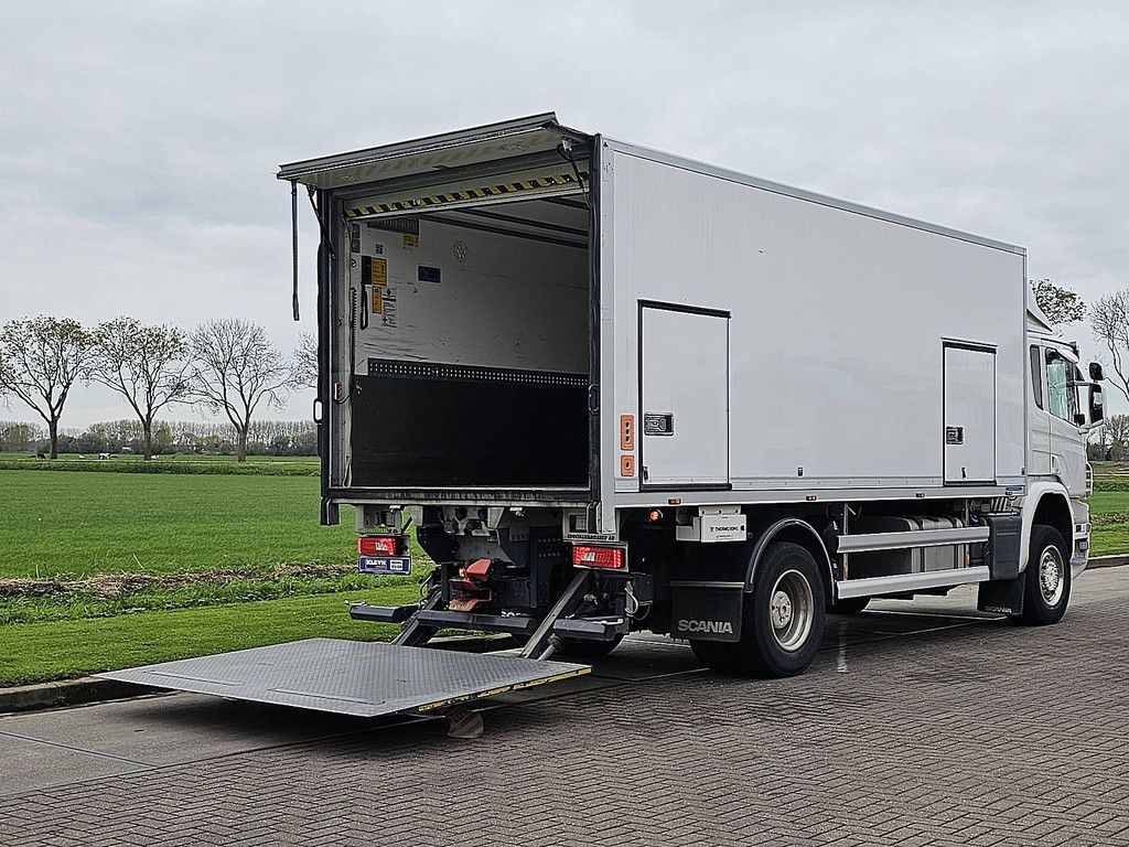 SCANIA P370 4x4 expedition truck