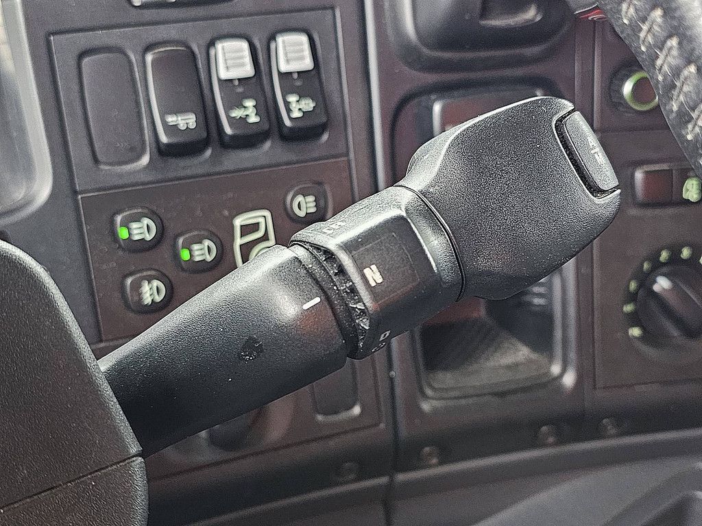 SCANIA P370 4x4 expedition truck