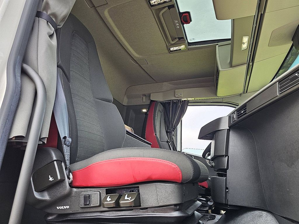 VOLVO FH 500 6x2 steered pto+hydr