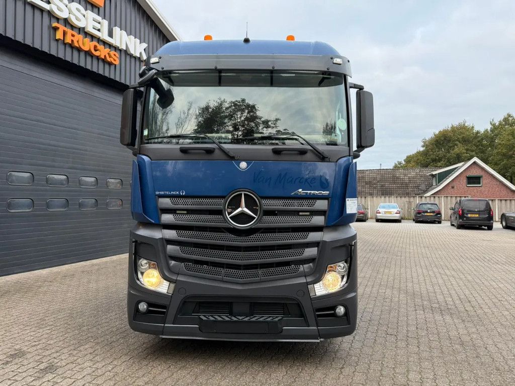 Mercedes-Benz Actros 1940 4x2 Streamspace Spoilers 663.325KM