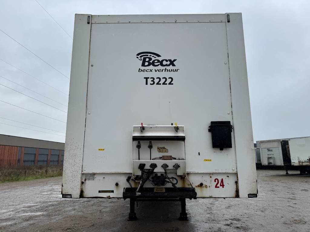 Krone SEK 10 - Tailgate / Forced Steering