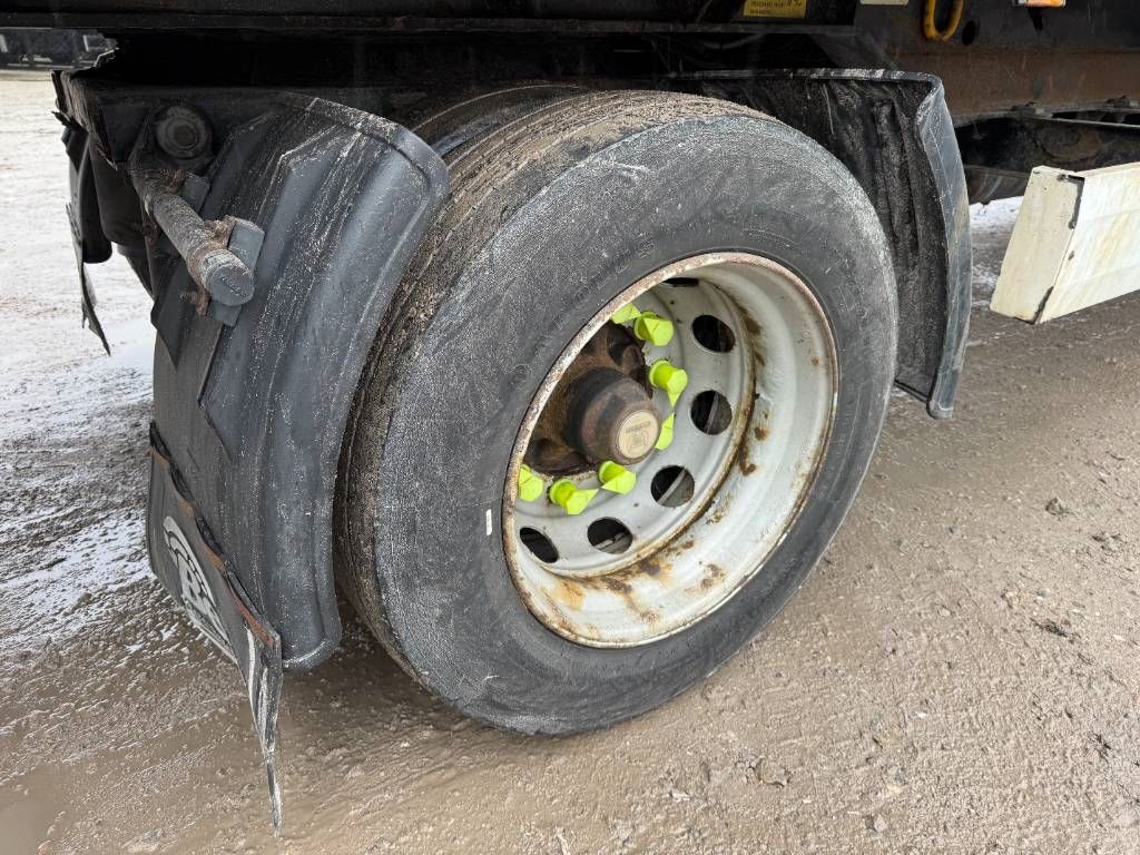 Krone SEK 10 - Tailgate / Forced Steering