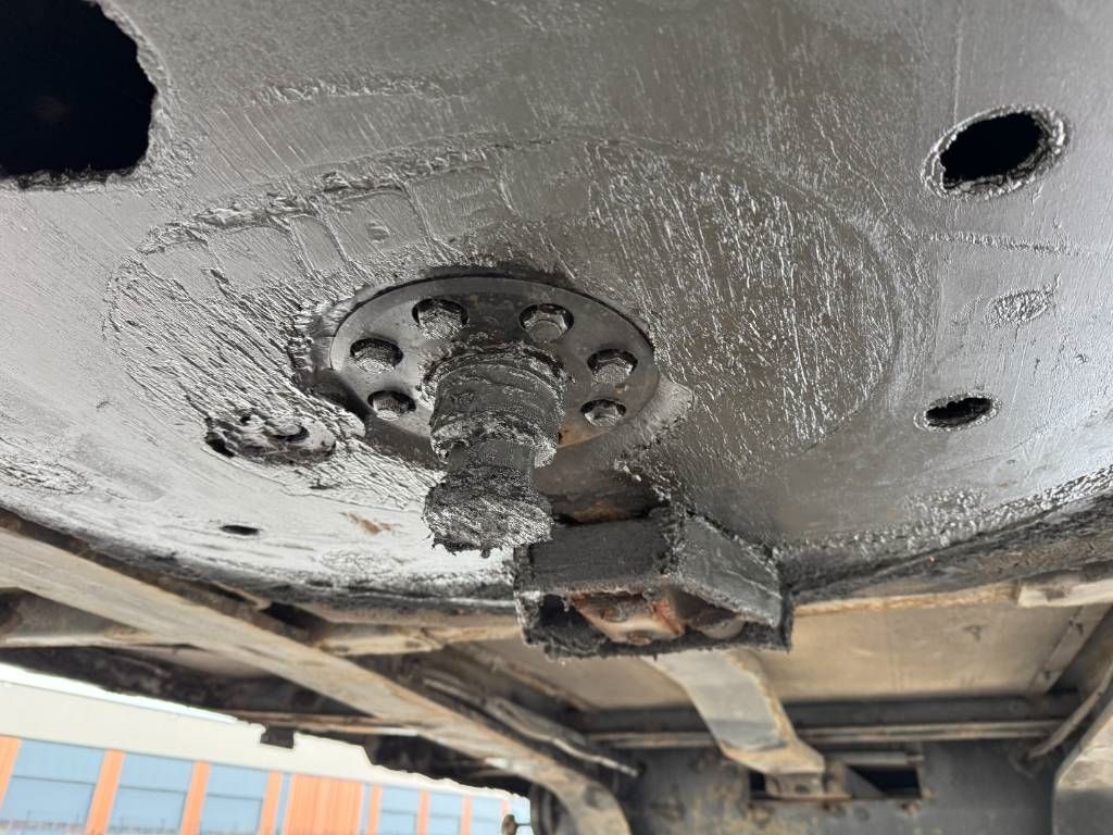 Krone SEK 10 - Tailgate / Forced Steering