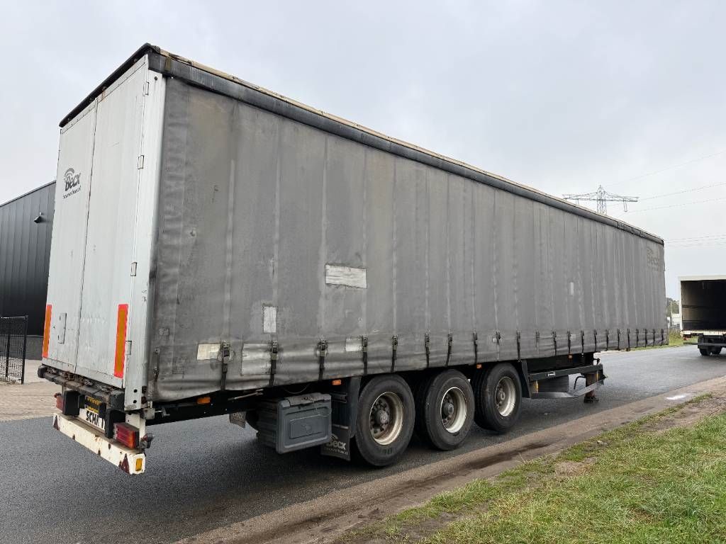 Schmitz Cargobull S01 - Dutch Trailer / 3 Axles