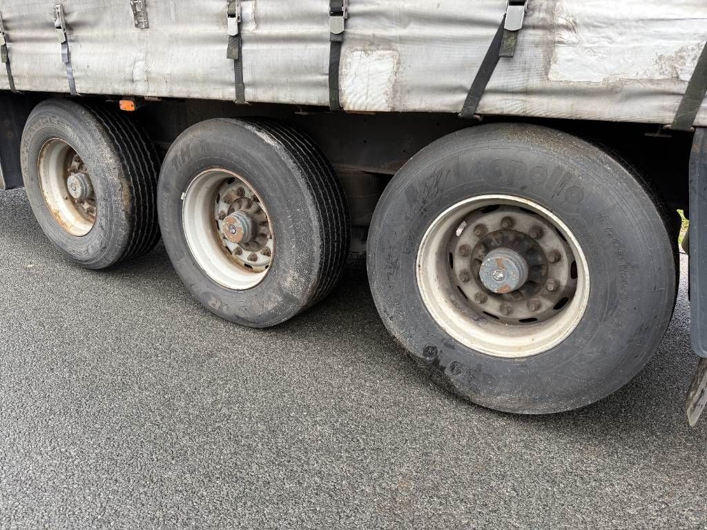 Schmitz Cargobull S01 - Dutch Trailer / 3 Axles