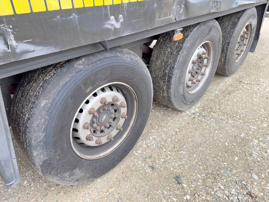 Schmitz Cargobull SCB*S3T Drankentrailer / 3 Axles / Speed Curtain