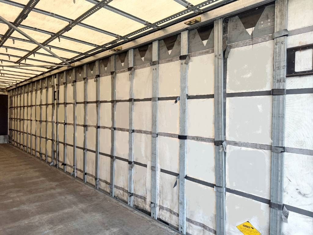 Schmitz Cargobull SCB*S3T Drankentrailer / 3 Axles / Speed Curtain