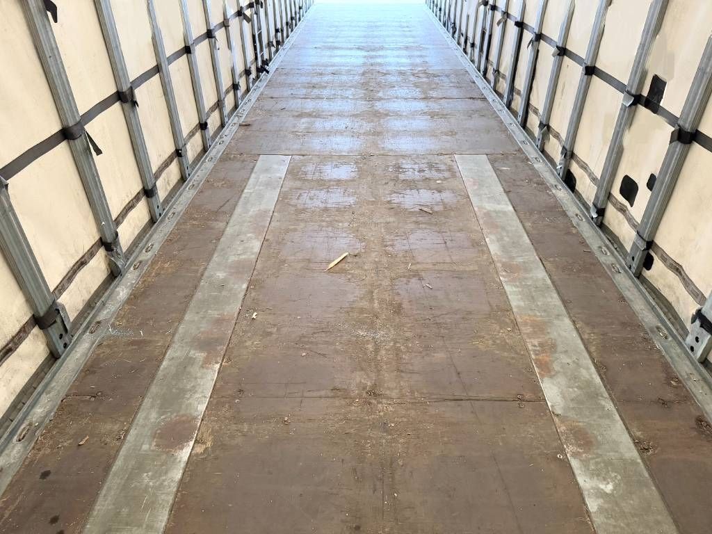 Schmitz Cargobull SCB*S3T Drankentrailer / 3 Axles / Speed Curtain