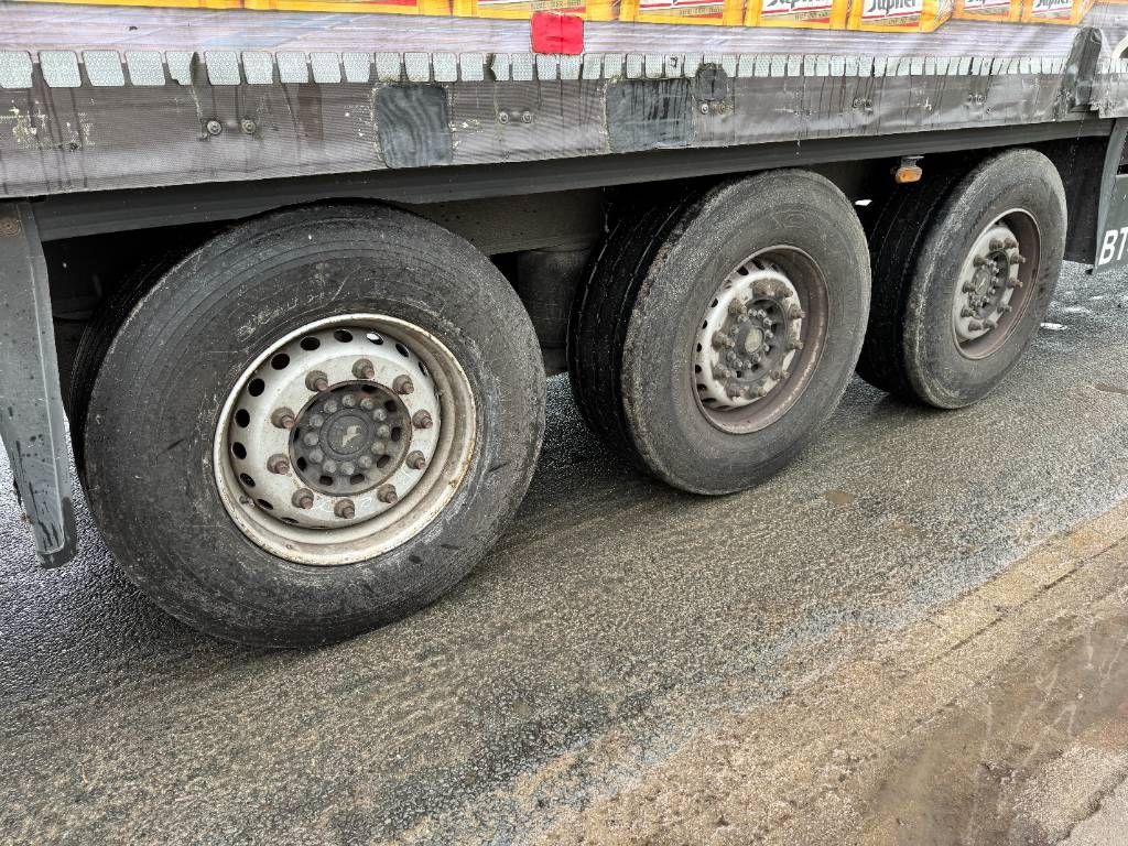 Schmitz Cargobull SCB*S3T Drankentrailer / 3 Axles / Speed Curtain