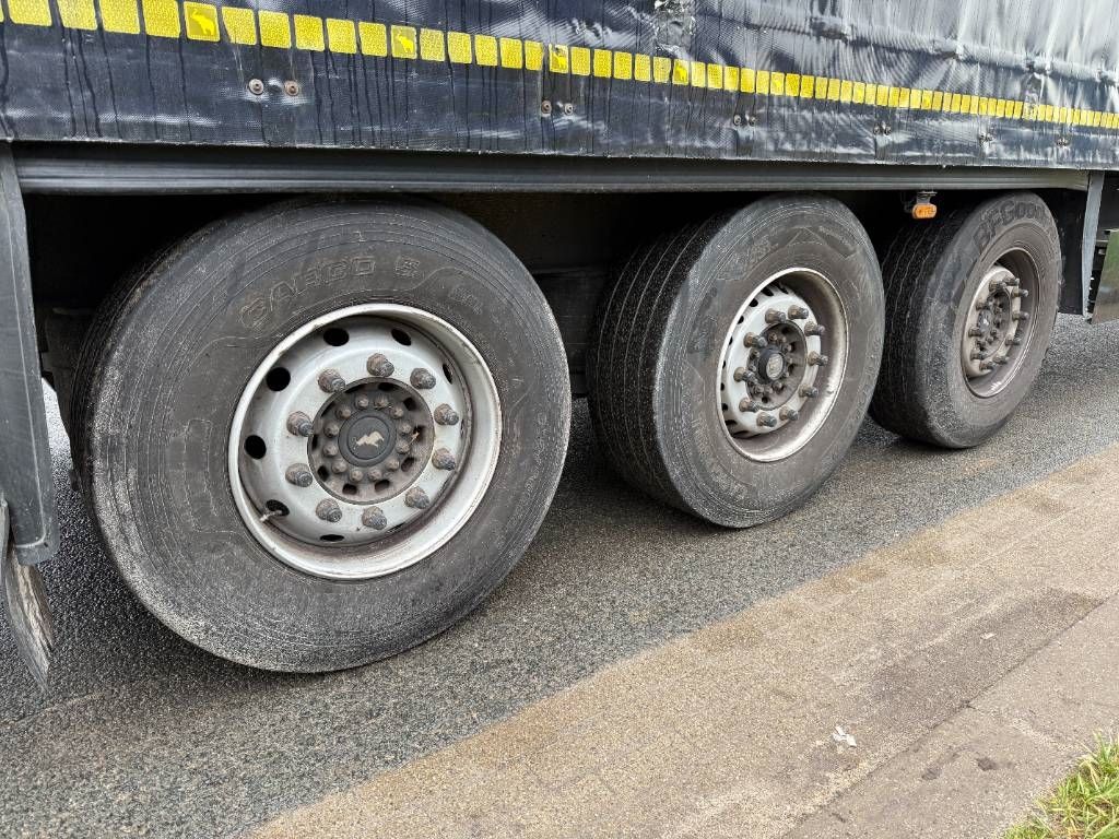 Schmitz Cargobull SCB*S3T Drankentrailer / 3 Axles / Speed Curtain
