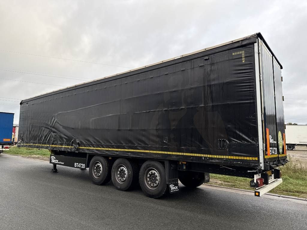 Schmitz Cargobull SCB*S3T Drankentrailer / 3 Axles / Speed Curtain