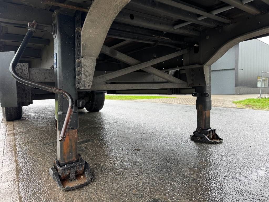 Schmitz Cargobull SCB*S3T Drankentrailer / 3 Axles / Speed Curtain