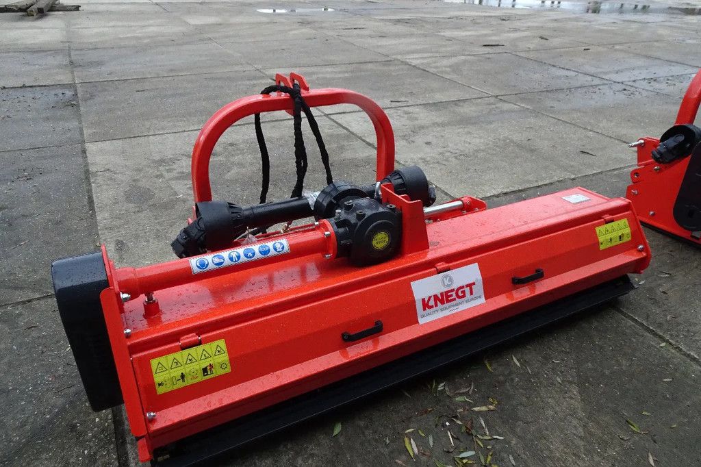 Knegt Klepelmaaier 220