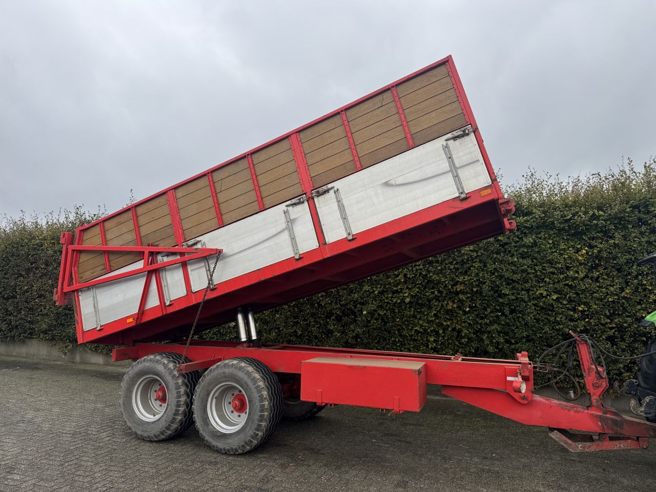 Verschillende kippers : Mulder , Beco , Veenhuis