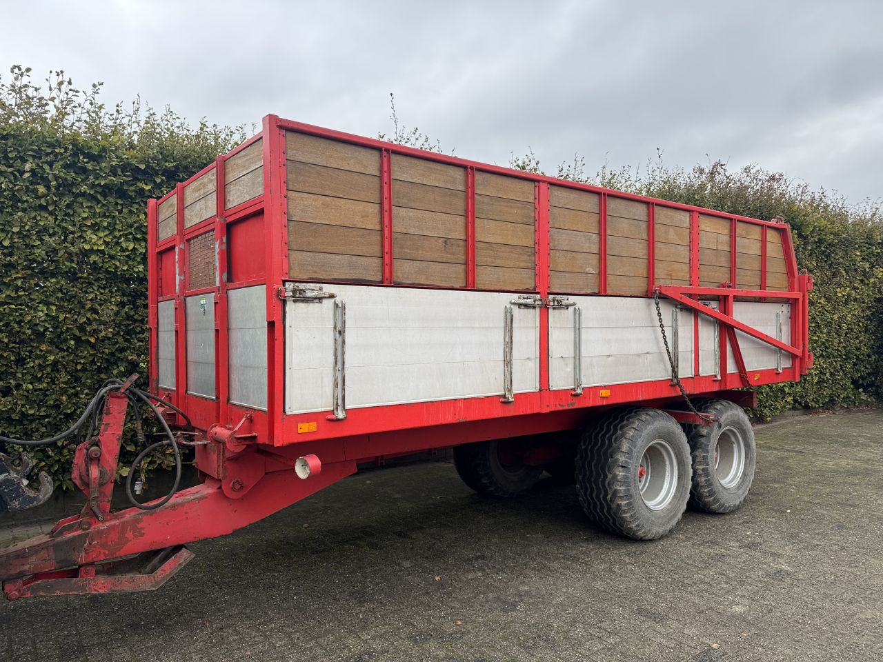 Verschillende kippers : Mulder , Beco , Veenhuis