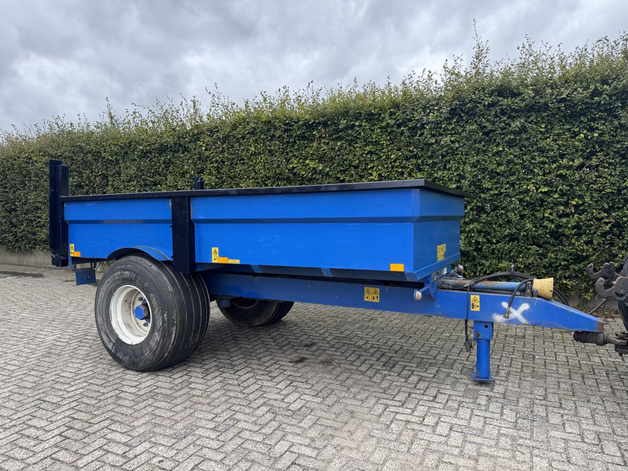 Verschillende kippers : Mulder , Beco , Veenhuis