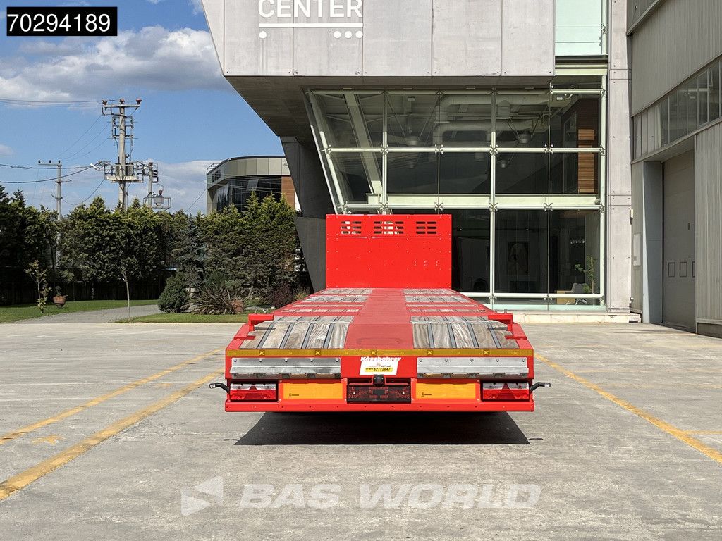 Kässbohrer 3 Achsen 3 axle mega extendable HD platform