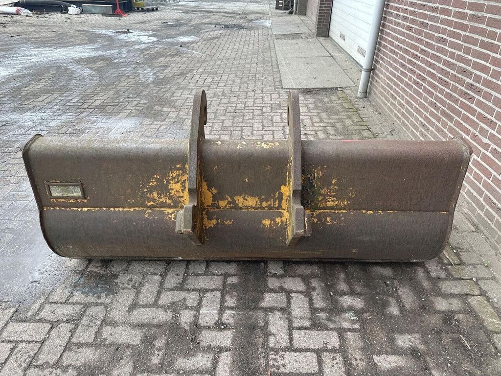 Slotenbak CW 30 - Gebruikt