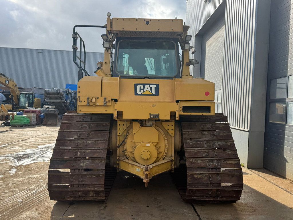 Caterpillar D6T LGP