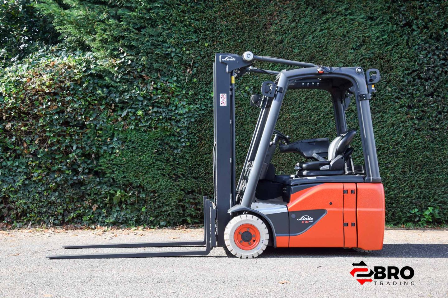 2017 Linde E16C-02 Triplex | 4688 Geconfirmeerde uren!