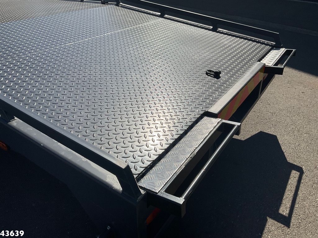 DAF LF 180 Euro 6 Autotransporter met oprijplaten Just 136.604 km!