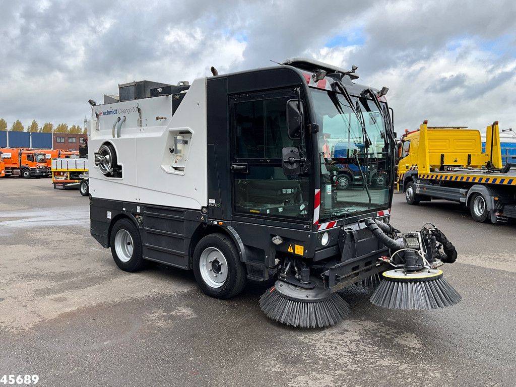 Schmidt Cleango Compact 500 Euro 6 with 3-rd brush Just 4.260 km!