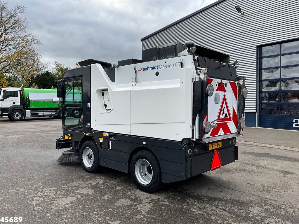 Schmidt Cleango Compact 500 Euro 6 with 3-rd brush Just 4.260 km!